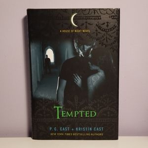 Tempted a house of night novel book